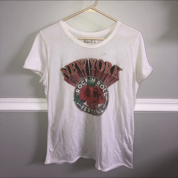Abercrombie & Fitch Tops - New York Tee